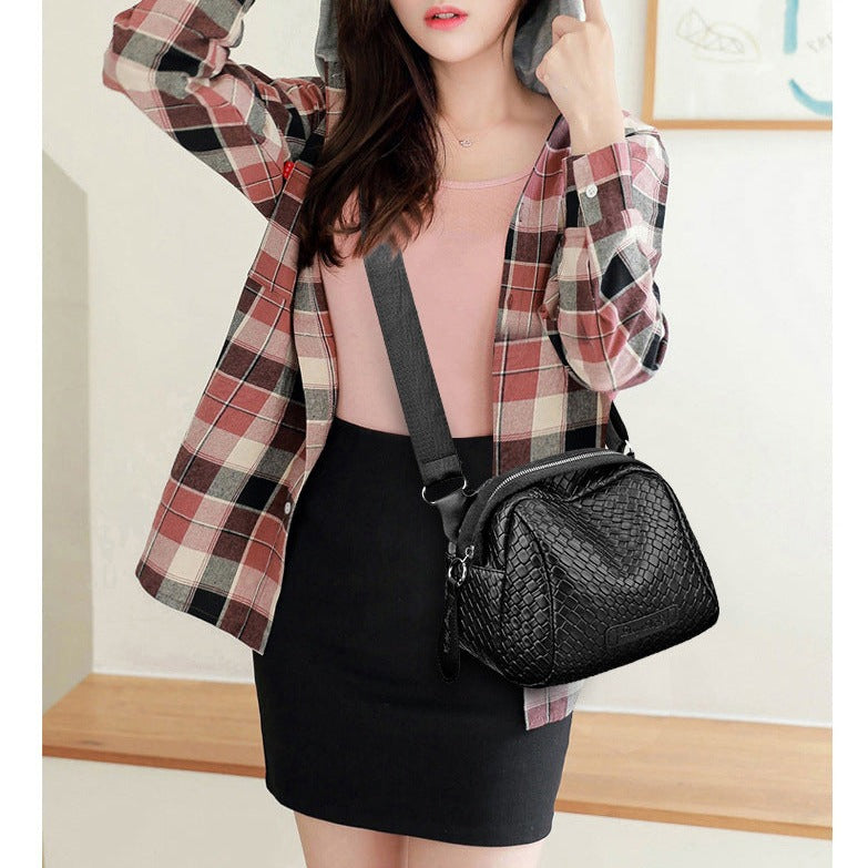 Soleil | Chic Lightweight Shell Crossbody Bag